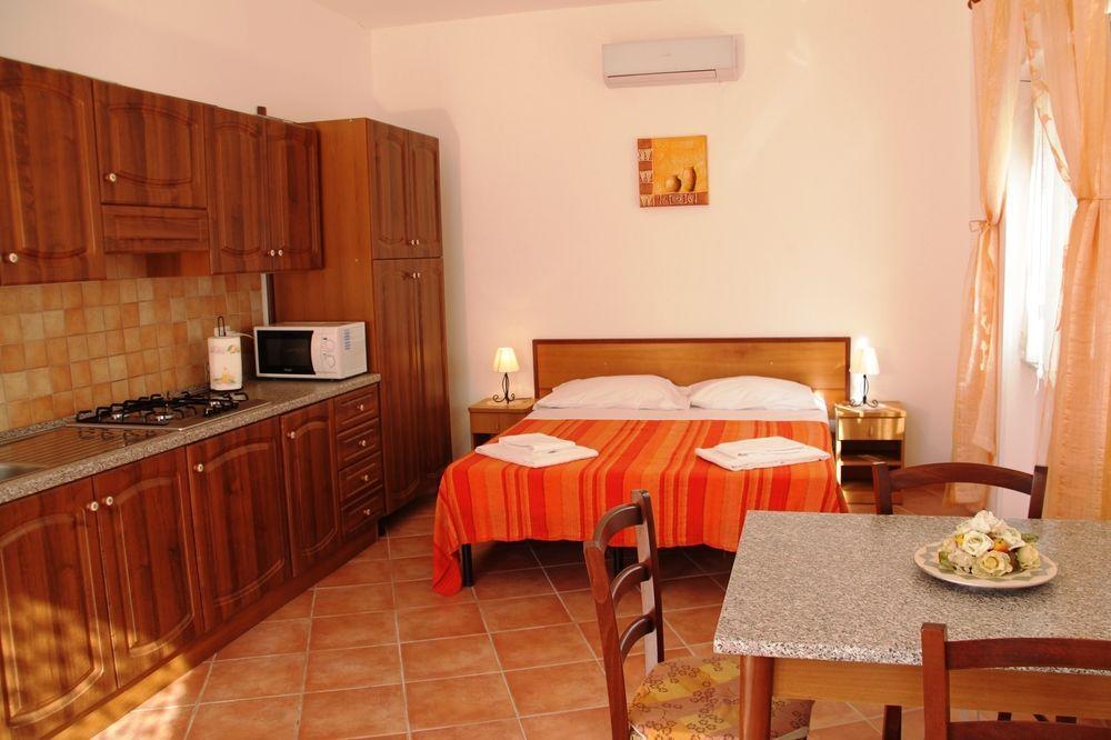 Casa Vacanze Cau - Viale Europa ألغيرو المظهر الخارجي الصورة