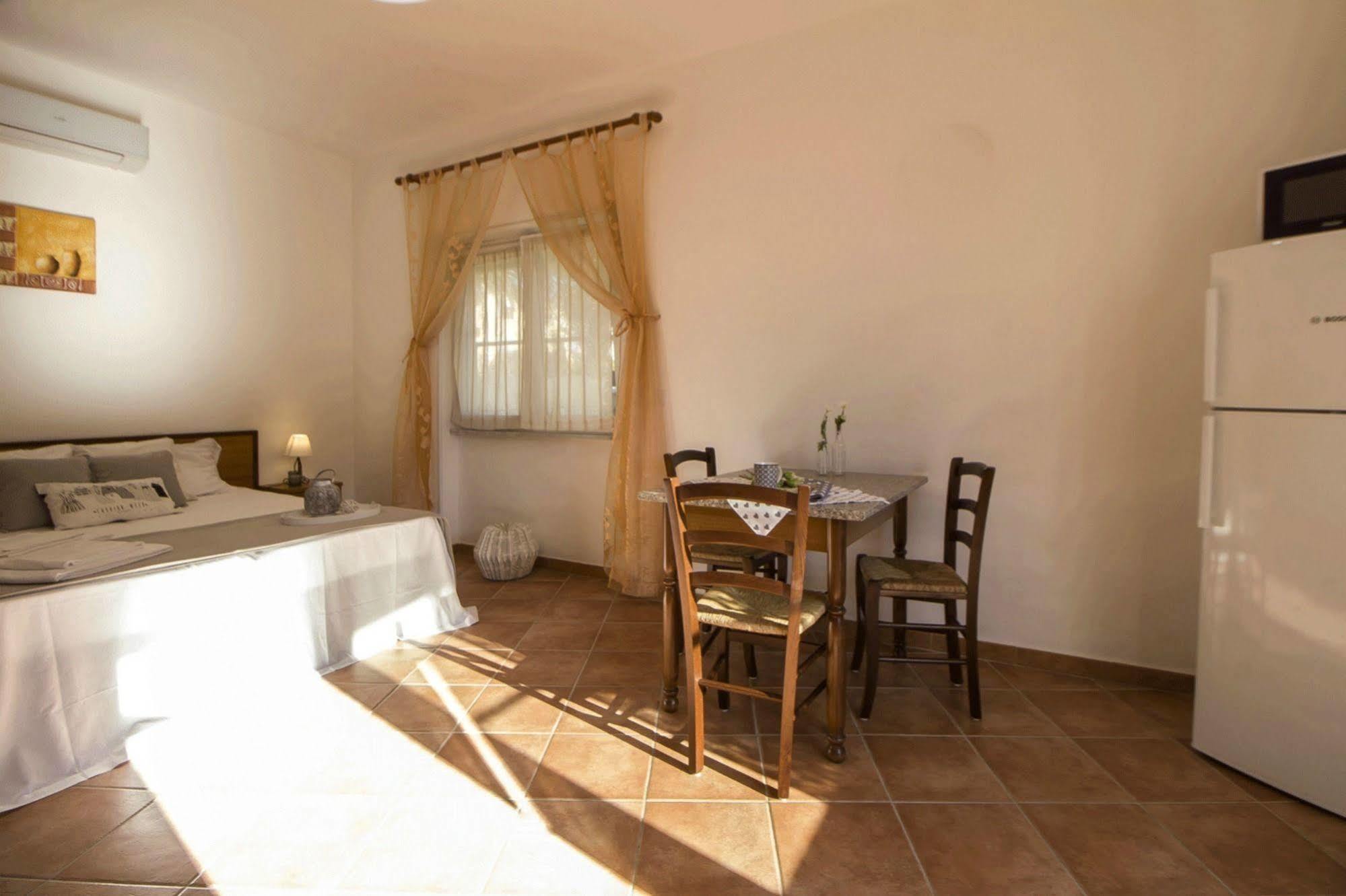 Casa Vacanze Cau - Viale Europa ألغيرو المظهر الخارجي الصورة