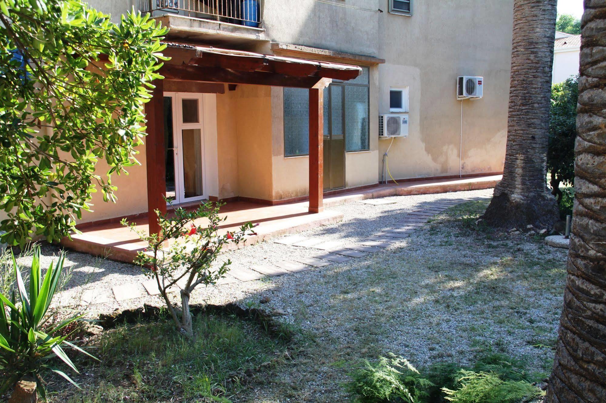 Casa Vacanze Cau - Viale Europa ألغيرو المظهر الخارجي الصورة