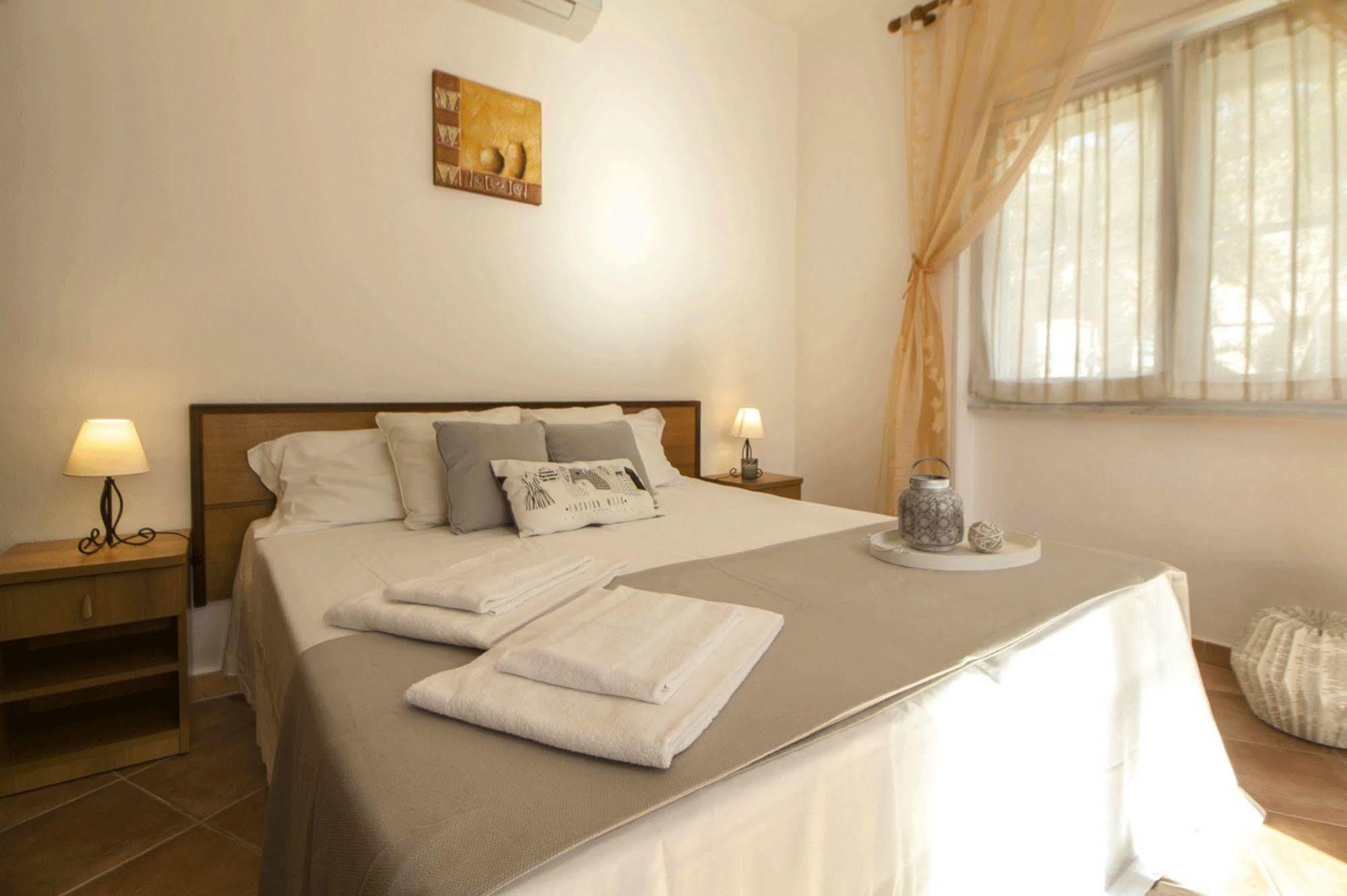 Casa Vacanze Cau - Viale Europa ألغيرو المظهر الخارجي الصورة